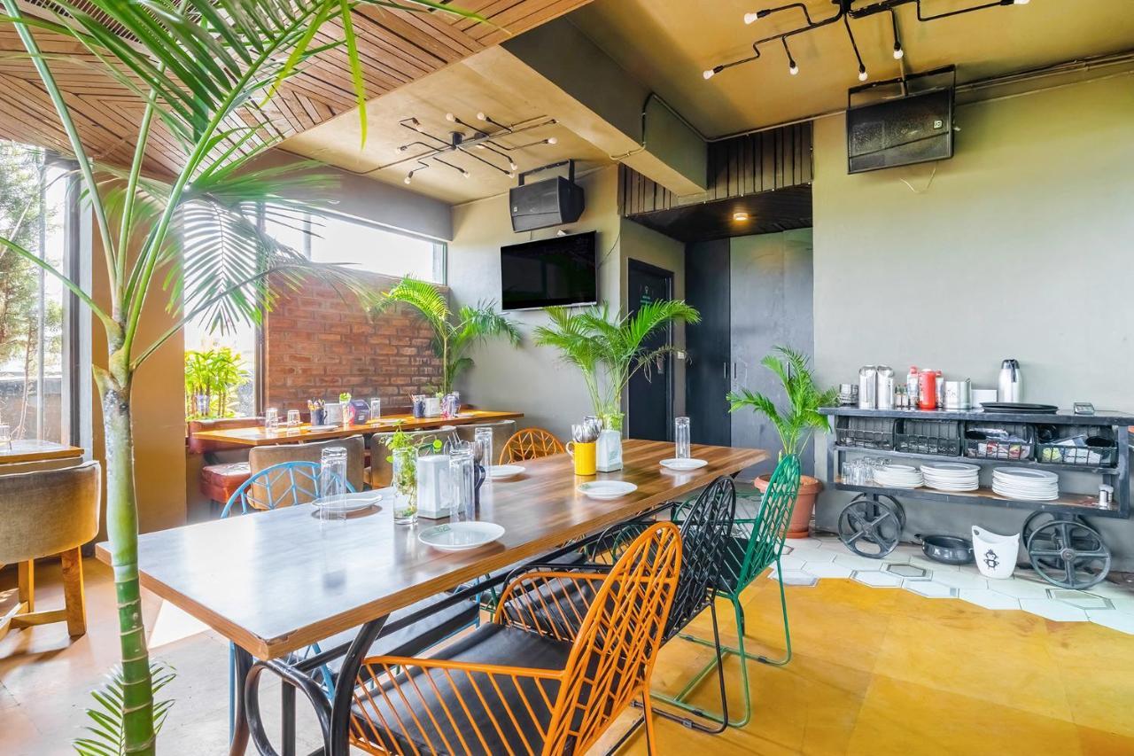 Fabhotel Astra Suites - Hsr Main Road Bangalore Dış mekan fotoğraf